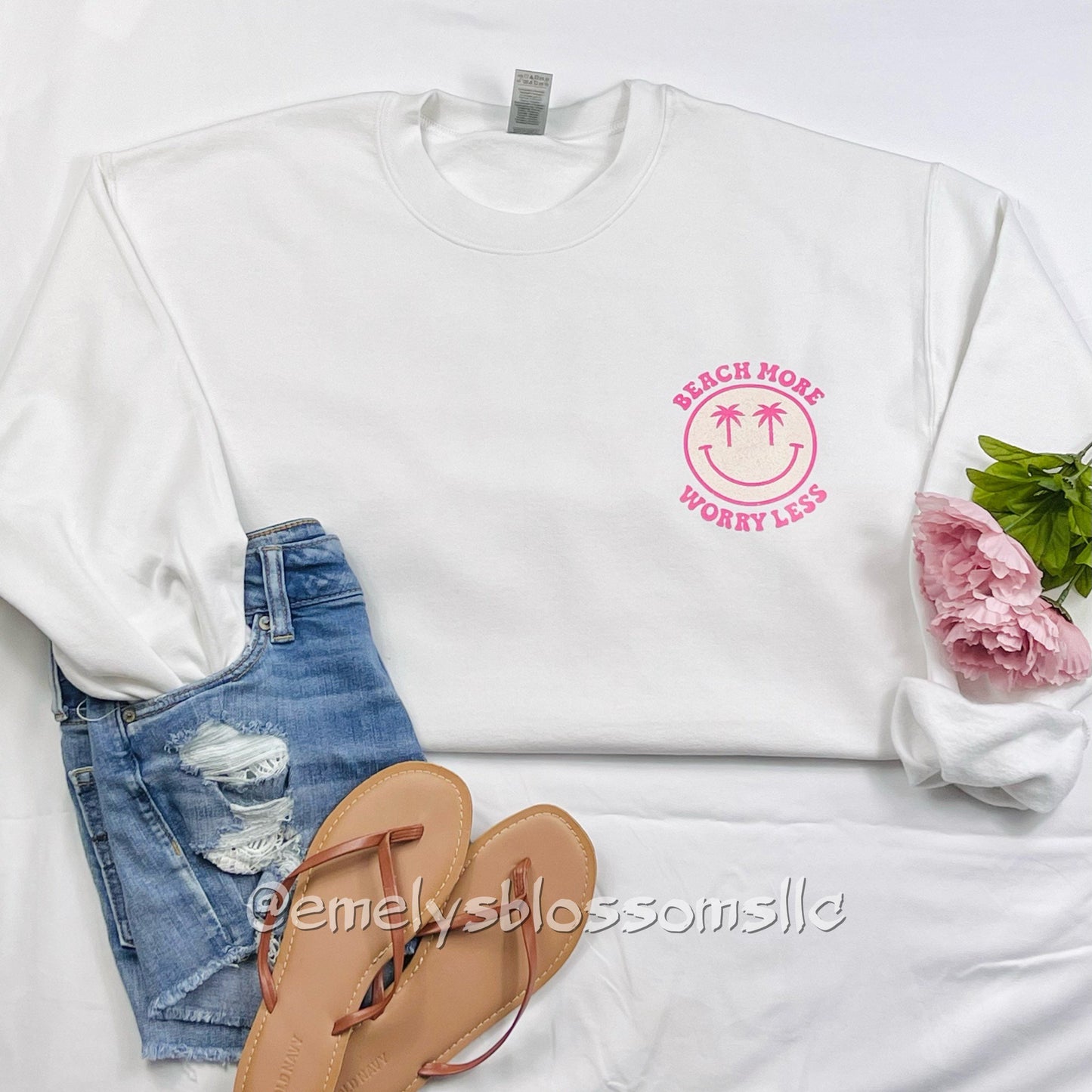 Beach More Worry Less Smile Face Crewneck | Smile Face | Beach | Cute Worry less | Trendy Crewneck | Pink | Palm trees | Crewneck