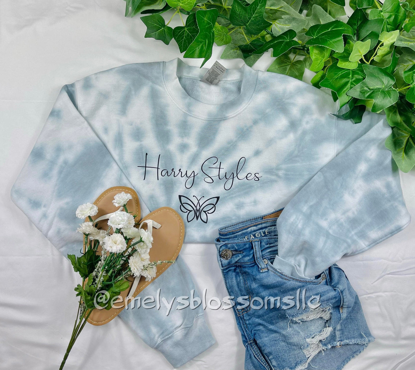 Harry Styles Crewneck | Tie-Dye Crewnecks |  Pearl Grey Trendy Tie-Dye Crewneck | Cute pearl grey Crewneck | Harry Styles | TPWK | Butterfly